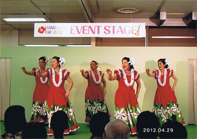 �t���_���X����