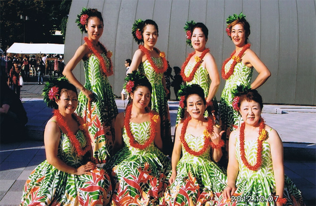 �t���_���X����