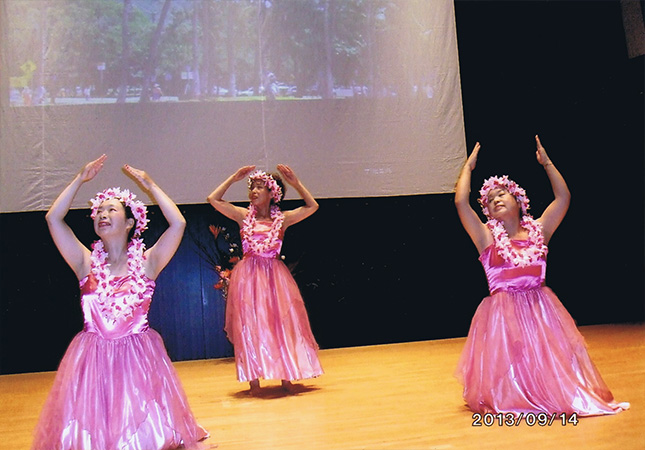 �t���_���X����