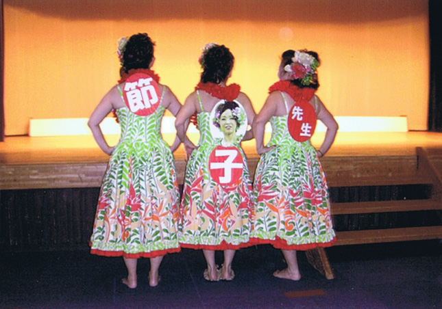 �t���_���X����