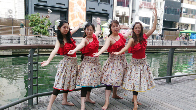 �t���_���X����