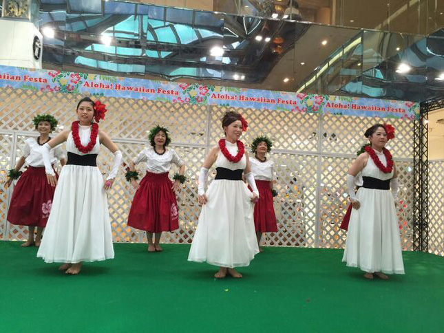 �t���_���X����