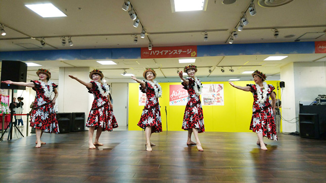 �t���_���X����