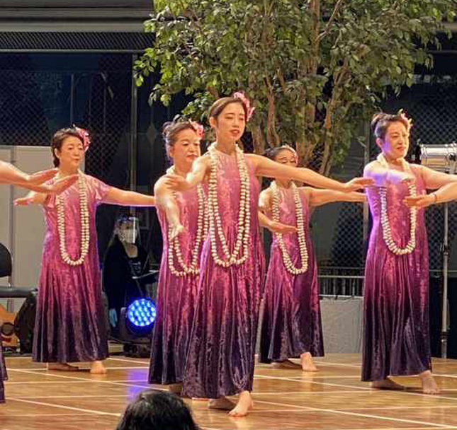 �t���_���X����